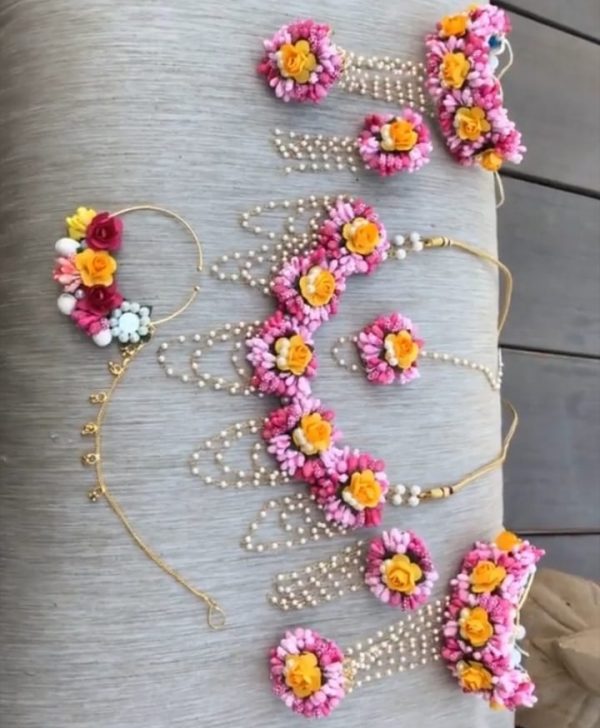 pink lower jewelry, bride flower jewelry, bridal flower jewelry, simple bridal jewelry, elegant bridal jewelry, flower jewelry for mehandi, flower jewelry for haldi, mehandi favors, mehandi jewelry, haldi jewelry, haldi jewelry for bride sister, mehandi jewelry for sister, latest flower jewelry, latest flower jewellery, flower jewelery designs, designer flower jewelry, latest flower jewelry designs, orange flower jewelry, white flower jewelry, yellow flower jewelry