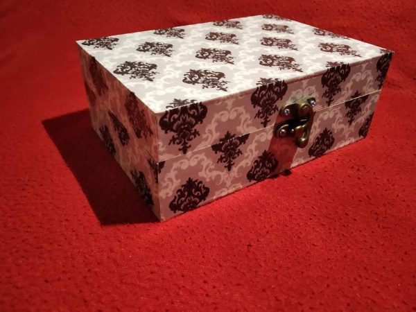 Gift Box B-004, Wedding hampers. Wedding baskets/ wedding hamper baskets/ wedding hamper trays/ wedding room hamper baskets/ wedding room hamper trays/ wedding trays/ wedding basket/ wedding room baskets/ room baskets/ room basket/ room trays/ room tray/ royal gift baskets/ royal gift basket/ luxury gift baskets/ luxury gift basket/ weddingwire/ wedmegood/ shaadisaga/ shaadidukaan/ weddingsutra/ wedding baskets in Udaipur/ wedding basket in Udaipur/ wedding room baskets in Udaipur/ wedding room trays in Udaipur/ wedding hampers in Udaipur/ wedding room hampers in Udaipur/ wedding room trays in Udaipur/ room hampers in Udaipur/ room hamper basket in Udaipur/ wedding baskets in Rajasthan/ wedding basket in Rajasthan/ wedding room baskets in Rajasthan/ wedding room trays in Rajasthan/ wedding hampers in Rajasthan/ wedding room hampers in Rajasthan/ wedding room trays in Rajasthan/ room hampers in Rajasthan/ room hamper basket in Rajasthan/ wedding baskets in Jaipur/ wedding basket in Jaipur/ wedding room baskets in Jaipur/ wedding room trays in Jaipur/ wedding hampers in Jaipur/ wedding room hampers in Jaipur/ wedding room trays in Jaipur/ room hampers in Jaipur/ room hamper basket in Jaipur