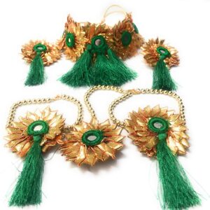 pink lower jewelry, bride, shells jewellery, jewellery designs 2021,latest bridal flower jewellery 2021 flower jewelry, bridal flower jewelry, simple bridal jewelry, elegant bridal jewelry, flower jewelry for mehandi, flower jewelry for haldi, mehandi favors, mehandi jewelry, haldi jewelry, haldi jewelry for bride sister, mehandi jewelry for sister, latest flower jewelry, latest flower jewellery, flower jewelery designs, designer flower jewelry, latest flower jewelry designs, orange flower jewelry, white flower jewelry,