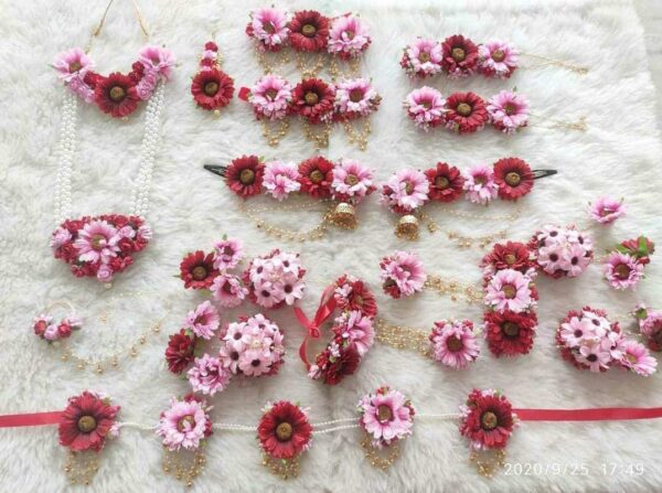 pink lower jewelry, bride, shells jewellery, jewellery designs 2021,latest bridal flower jewellery 2021 flower jewelry, bridal flower jewelry, simple bridal jewelry, elegant bridal jewelry, flower jewelry for mehandi, flower jewelry for haldi, mehandi favors, mehandi jewelry, haldi jewelry, haldi jewelry for bride sister, mehandi jewelry for sister, latest flower jewelry, latest flower jewellery, flower jewelery designs, designer flower jewelry, latest flower jewelry designs, orange flower jewelry, white flower jewelry,