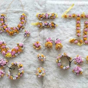 pink lower jewelry, bride, shells jewellery, jewellery designs 2021,latest bridal flower jewellery 2021 flower jewelry, bridal flower jewelry, simple bridal jewelry, elegant bridal jewelry, flower jewelry for mehandi, flower jewelry for haldi, mehandi favors, mehandi jewelry, haldi jewelry, haldi jewelry for bride sister, mehandi jewelry for sister, latest flower jewelry, latest flower jewellery, flower jewelery designs, designer flower jewelry, latest flower jewelry designs, orange flower jewelry, white flower jewelry,