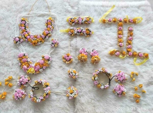 pink lower jewelry, bride, shells jewellery, jewellery designs 2021,latest bridal flower jewellery 2021 flower jewelry, bridal flower jewelry, simple bridal jewelry, elegant bridal jewelry, flower jewelry for mehandi, flower jewelry for haldi, mehandi favors, mehandi jewelry, haldi jewelry, haldi jewelry for bride sister, mehandi jewelry for sister, latest flower jewelry, latest flower jewellery, flower jewelery designs, designer flower jewelry, latest flower jewelry designs, orange flower jewelry, white flower jewelry,