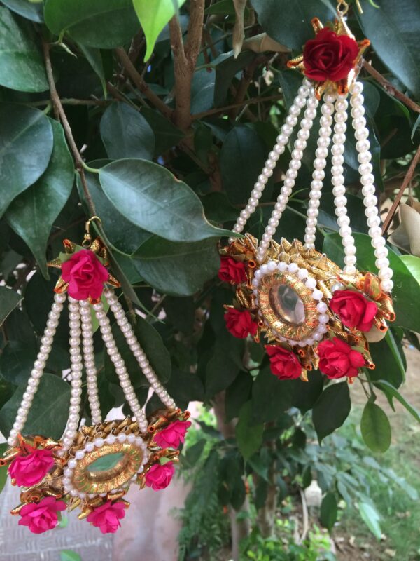 pink lower jewelry, bride flower jewelry, bridal flower jewelry, simple bridal jewelry, elegant bridal jewelry, flower jewelry for mehandi, flower jewelry for haldi, mehandi favors, mehandi jewelry, haldi jewelry, haldi jewelry for bride sister, mehandi jewelry for sister, latest flower jewelry, latest flower jewellery, flower jewelery designs, designer flower jewelry, latest flower jewelry designs, orange flower jewelry, white flower jewelry,