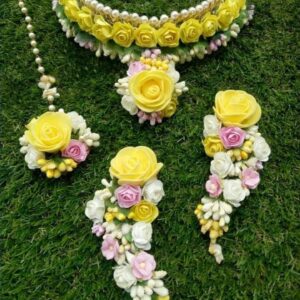 pink lower jewelry, bride flower jewelry, bridal flower jewelry, simple bridal jewelry, elegant bridal jewelry, flower jewelry for mehandi, flower jewelry for haldi, mehandi favors, mehandi jewelry, haldi jewelry, haldi jewelry for bride sister, mehandi jewelry for sister, latest flower jewelry, latest flower jewellery, flower jewelery designs, designer flower jewelry, latest flower jewelry designs, orange flower jewelry, white flower jewelry,